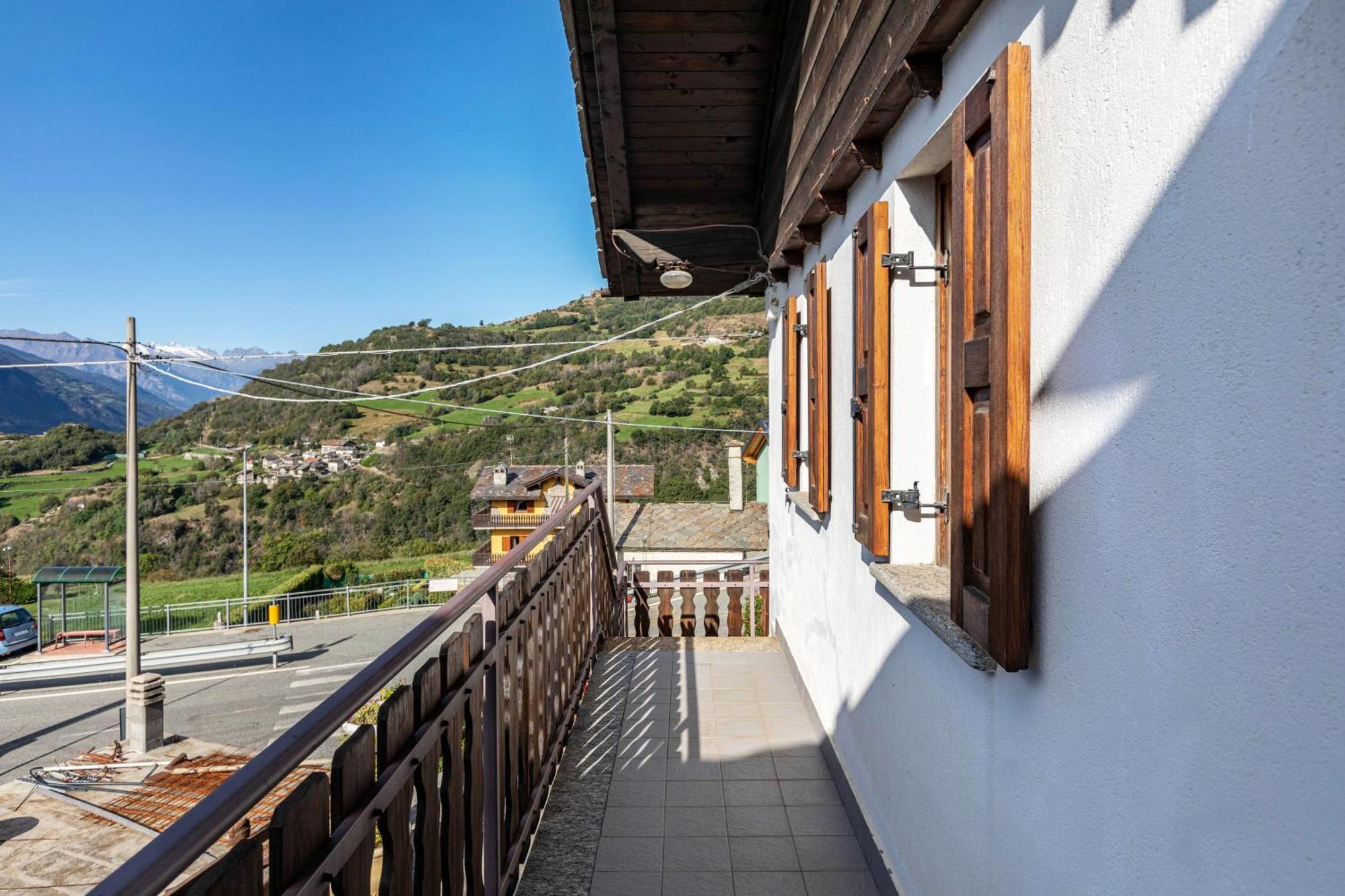 Lo Sondzo Villa Nus Exterior photo